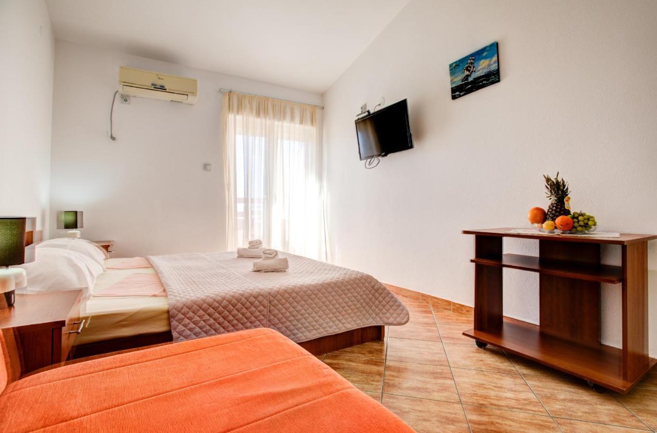 Villa Savovic Petrovac Eksteriør billede