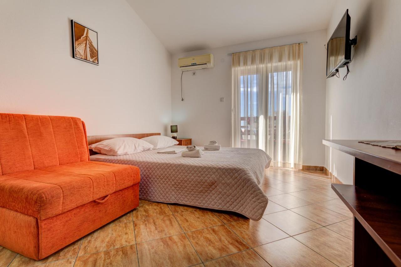Villa Savovic Petrovac Eksteriør billede