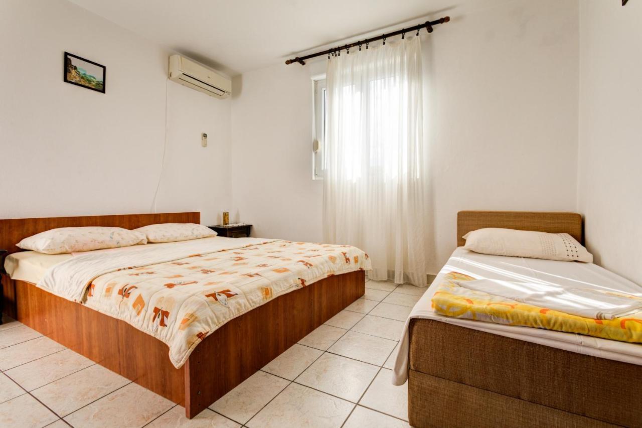 Villa Savovic Petrovac Eksteriør billede