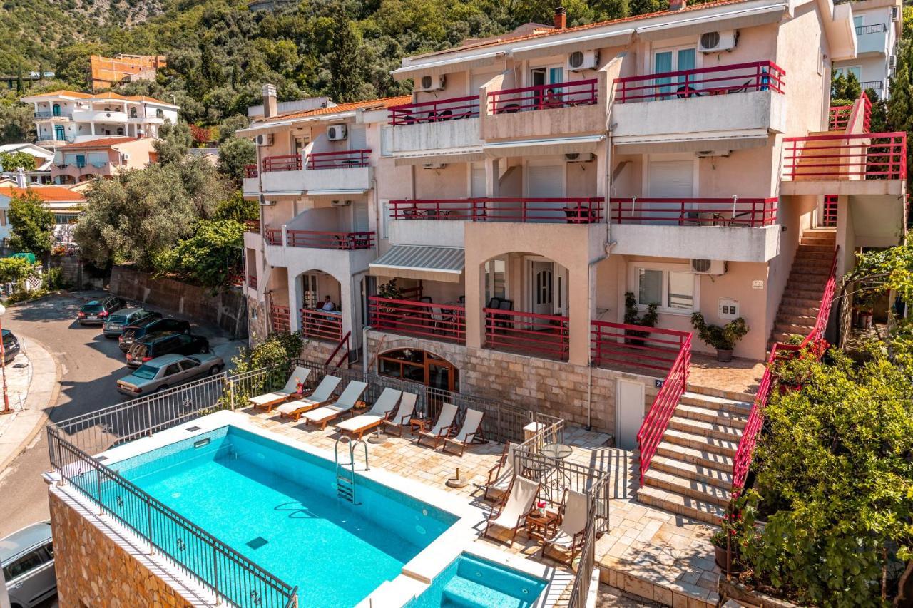 Villa Savovic Petrovac Eksteriør billede