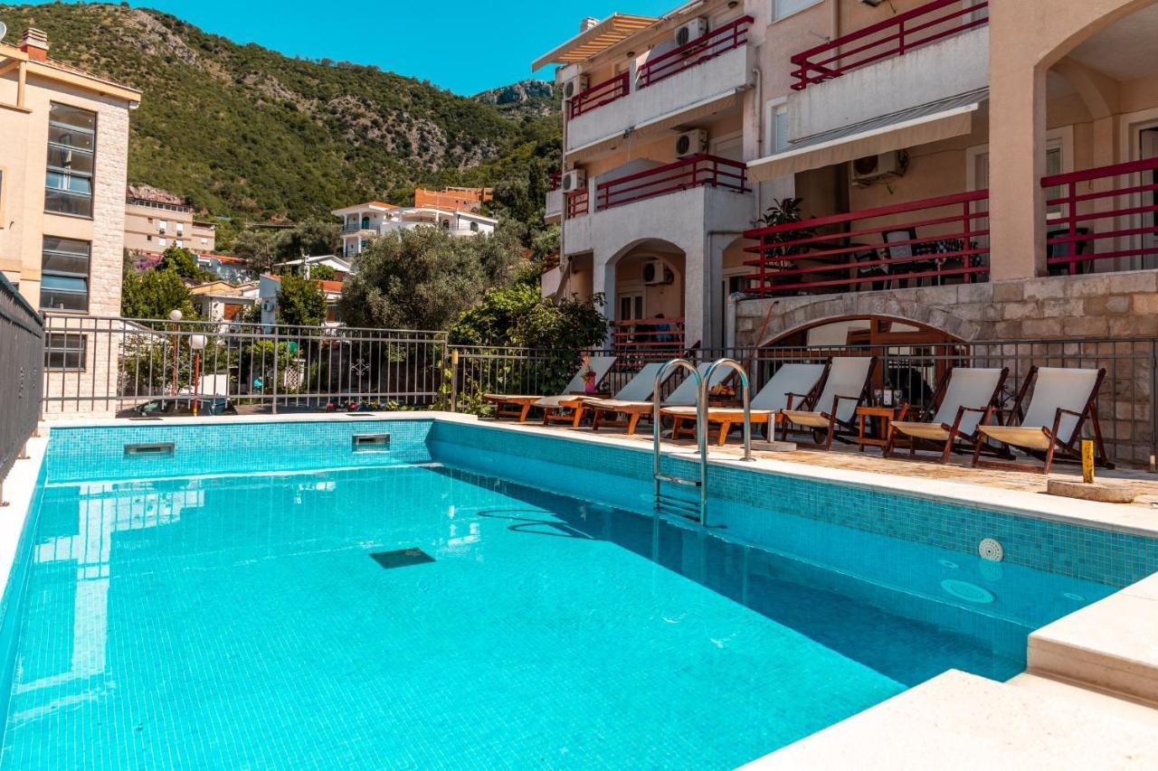 Villa Savovic Petrovac Eksteriør billede