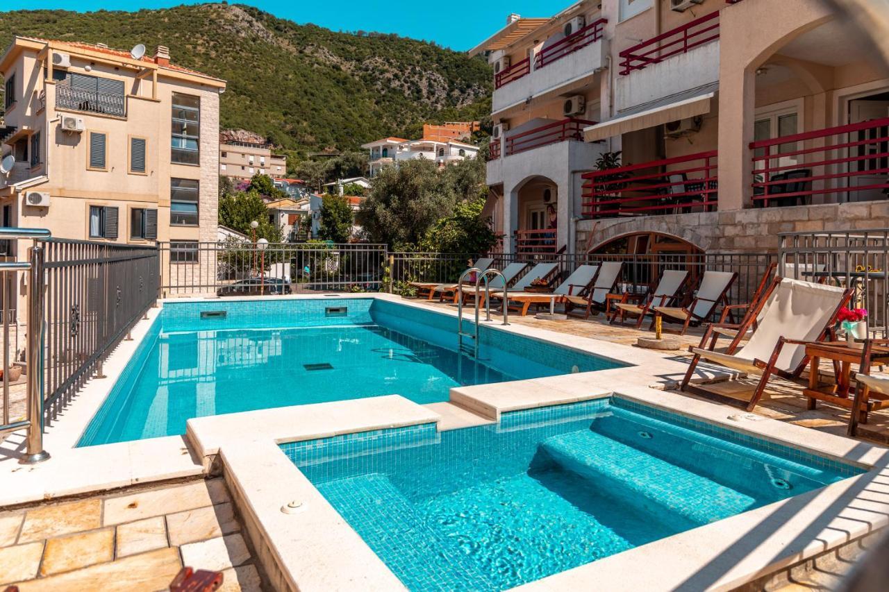 Villa Savovic Petrovac Eksteriør billede