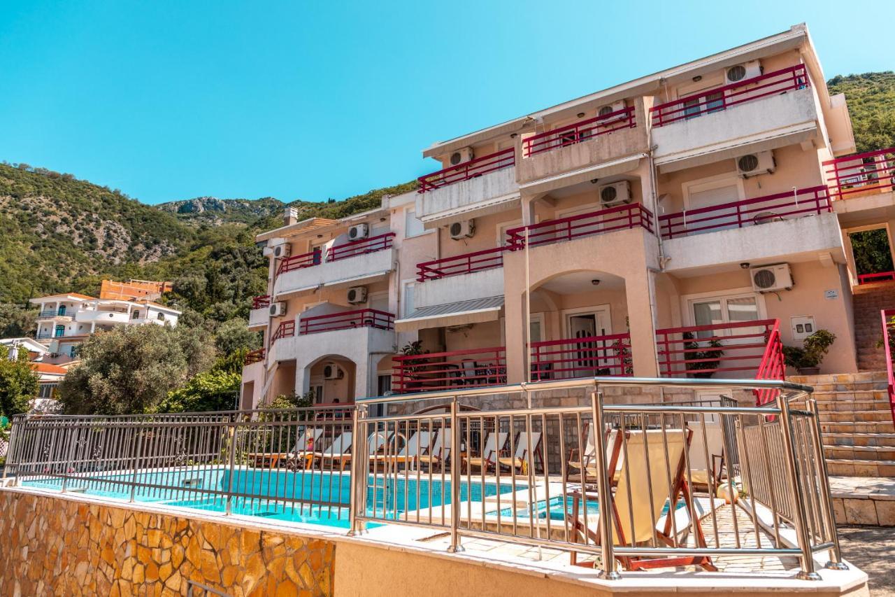 Villa Savovic Petrovac Eksteriør billede