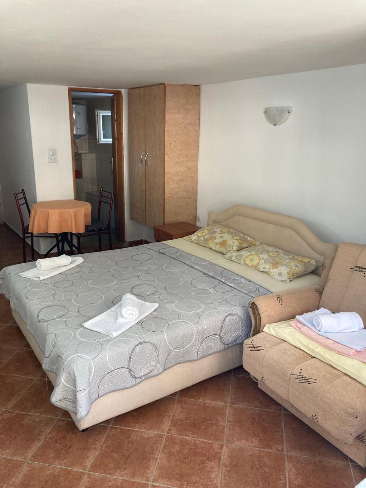 Villa Savovic Petrovac Eksteriør billede
