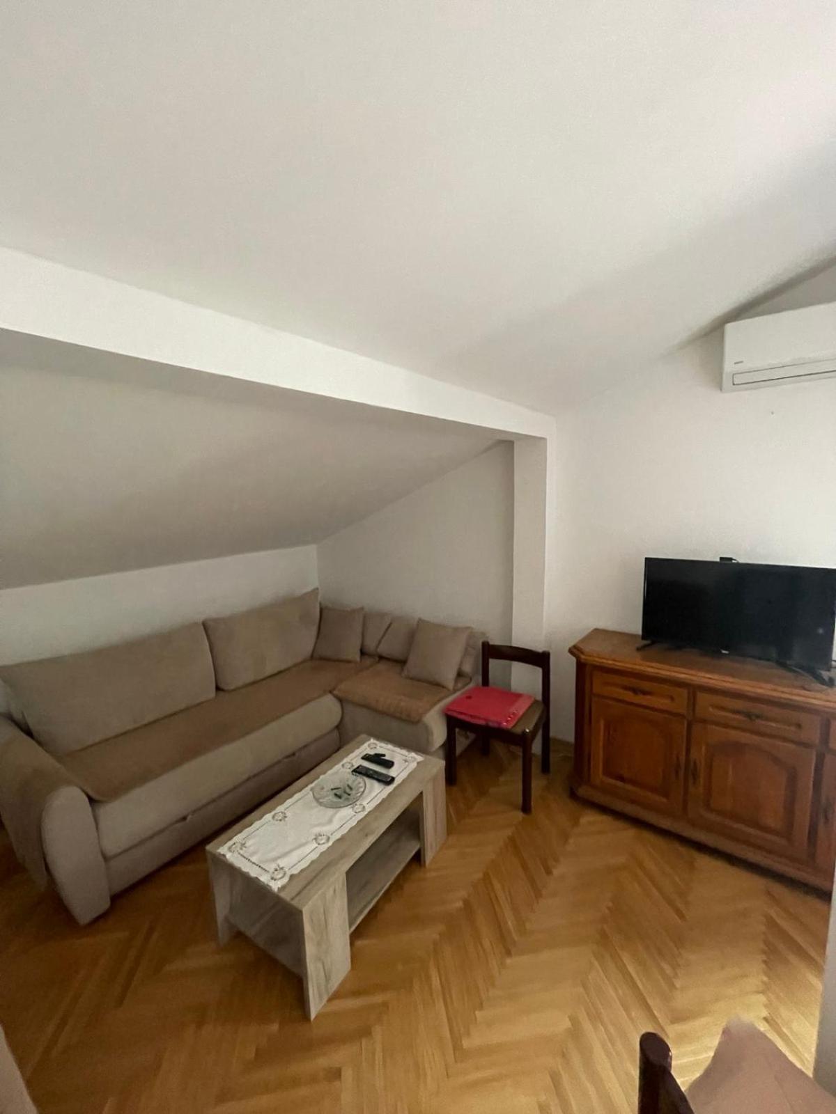 Villa Savovic Petrovac Eksteriør billede